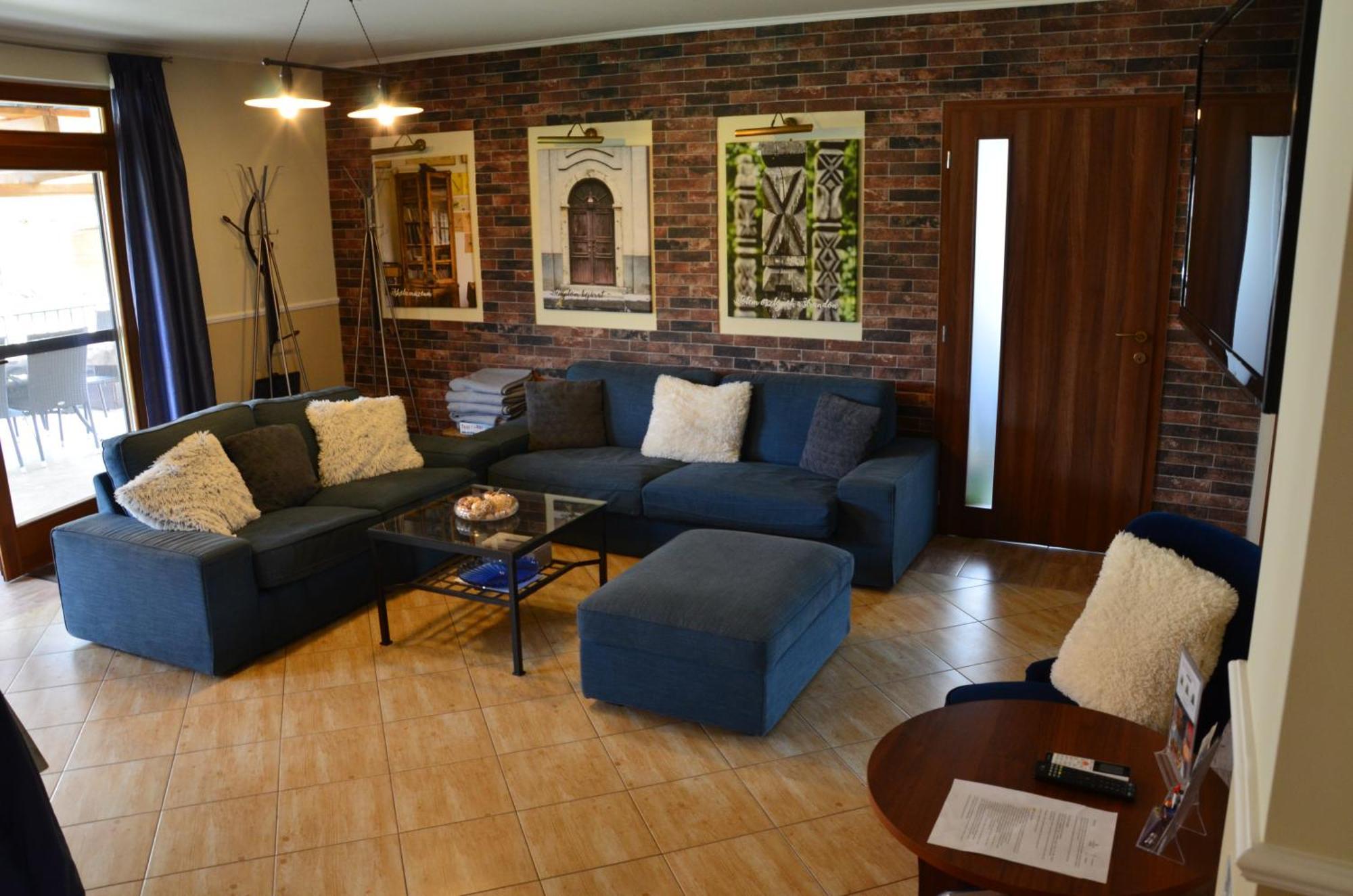 Hotel Kerekerdo Vendeghaz à Kisszékely Extérieur photo